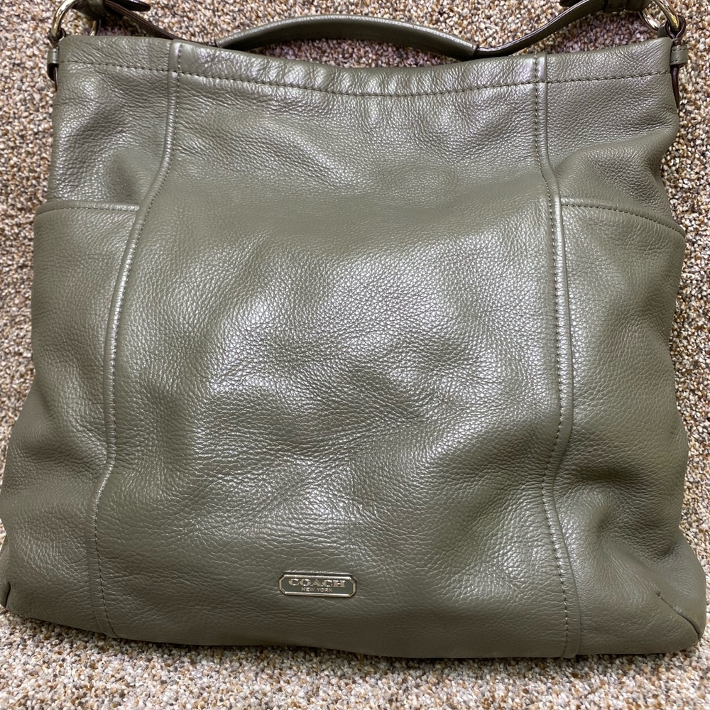 COACH - Green Purse - Like New